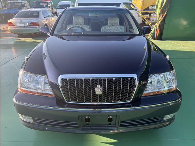 クラウンマジェスタ