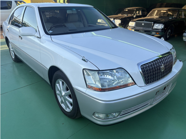 クラウンマジェスタ