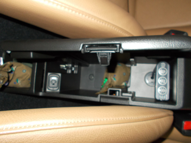 Defi�R���g���[���[