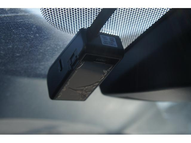 アクア1.5 G GRスポーツ・17インチパッケージ