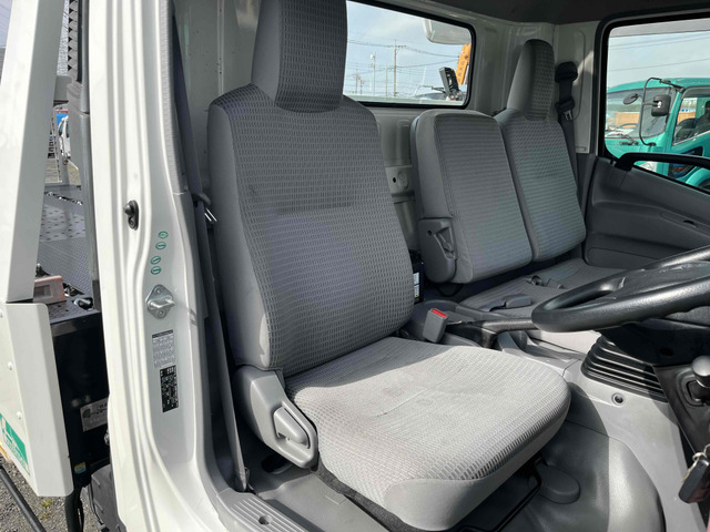 �ԓ��V�[�g�A�j��Ȃ��Y��ł���