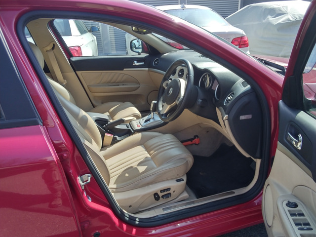 アルファ1593.2 JTS Q4 Qトロニック ディスティンクティブ 4WD