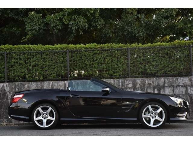 �y�C�����ǂ����[�Ԓv���܂��z�d�グ���X�^�b�t�ɂ��A��p�|���b�V���[�ɂ��{�f�B�̖����d�グ�A�z�C�[���A�^�C���n�E�X�����̐��|�A�����̍R�ۃN���[�j���O�A�e���X�C�b�`�A�n���h���A�ו��̐��|���s���܂��B