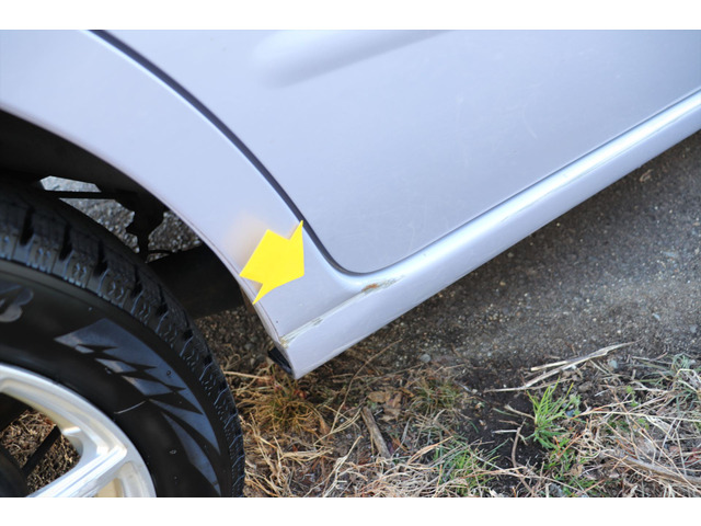 �E�t�����g�h�A�ɐ��L�Y������܂��B