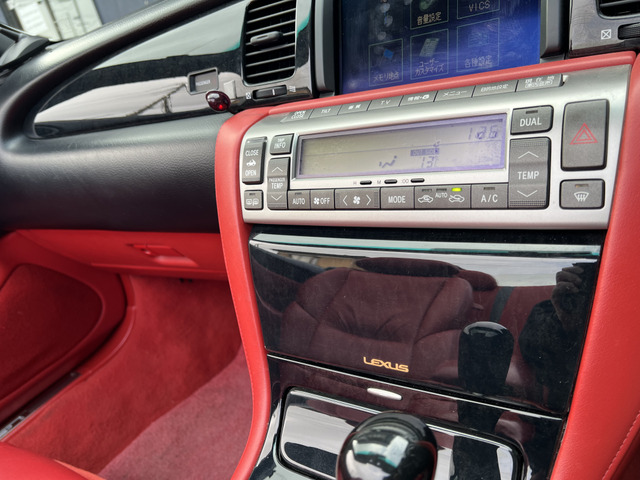 �݌Ɏ��q�͓X���ȊO�ɂ����ꂽ�ꏊ�ɂĕۊǂ��Ă���ꍇ���������܂��B�܂������H�����H��ɂ���ꍇ���������܂��B�����X�̍ۂɂ͈�x���d�b�ɂĂ��₢���킹���������B