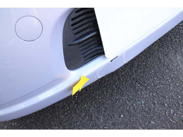 �^�C���͎ЊO�A���~�z�C�[���t���~�^�C��8���R�ł��B