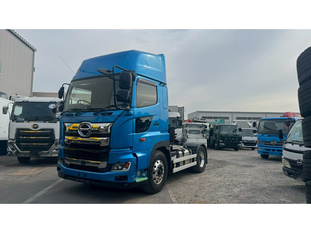 プロフィアトレーラーヘッド