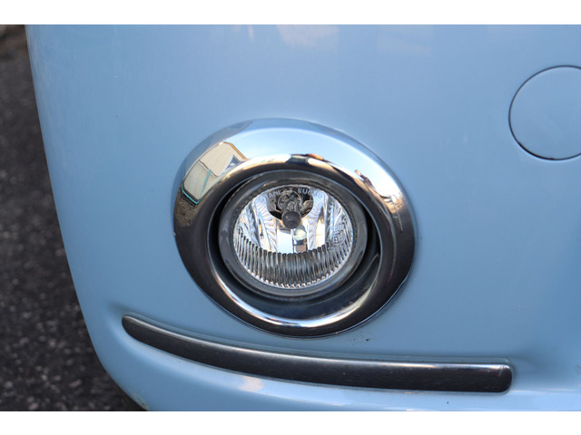 �{���l�b�g�Ƀ^�b�`�y���Ղ�����܂��B