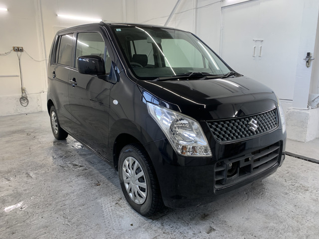 ���Ԃƈꏏ�ɐV�i�^�C��(�z�C�[���t��)������]�̕��ɂ͂����ȉ��i�ɂĂ��񋟂��Ă���܂��B�펞�݌ɂ�����܂��̂ŁA���ł����m�F���������܂��B