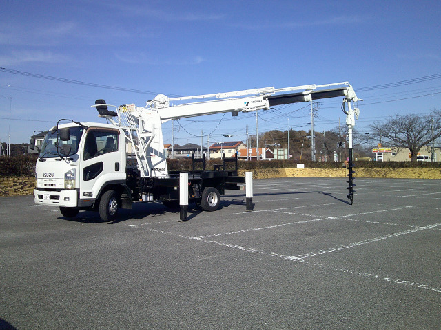 フォワード穴掘建柱車