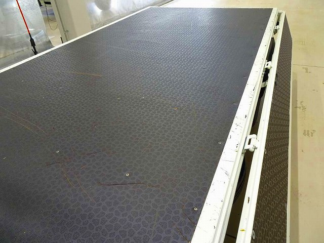 �ב����:311&times;161&times;38 �O���J ���E���邪��Q�[�g