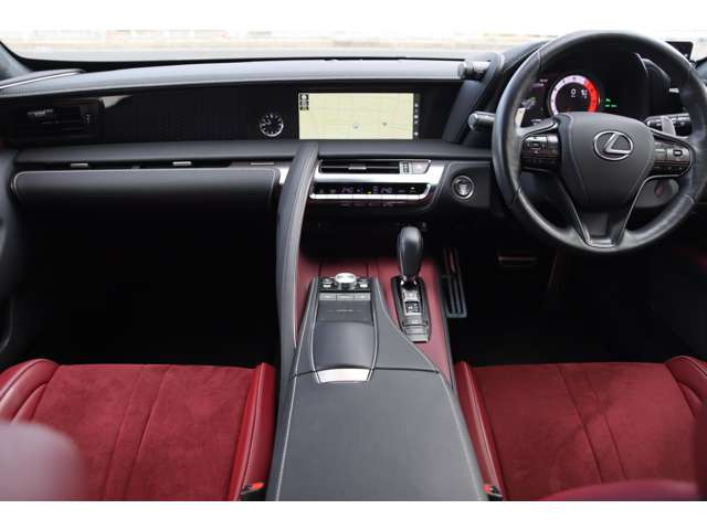 �_�[�N���[�Y�C���e���A�ŗ��������̂���C���e���A�ł������܂��B