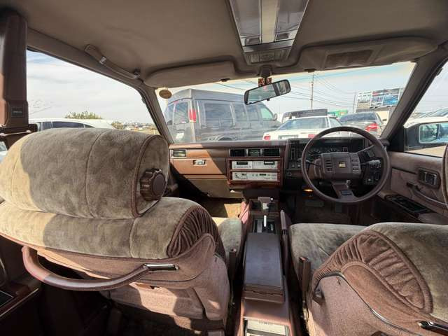 グロリアセダン