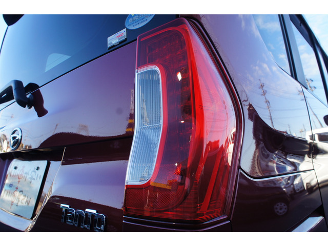 ☆MEGA級展示場在庫100台!全店舗300台以上!☆軽自動車コーナー、コンパクト車コーナー、1BOX&ステーションワゴンコーナー、輸入車コーナーずらりとご用意しております♪