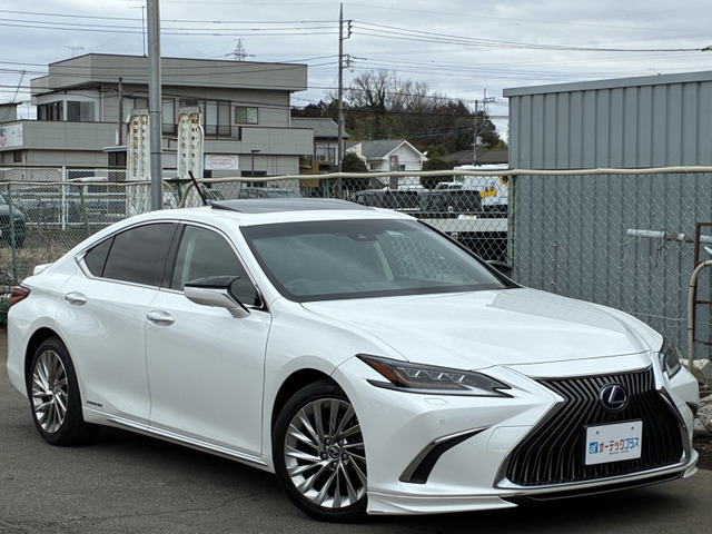 ES300h バージョンL