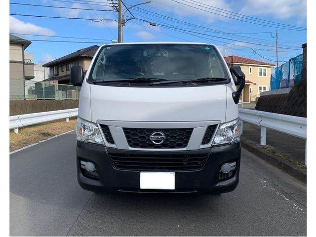 NV350キャラバン2.0 DX ロング 平床