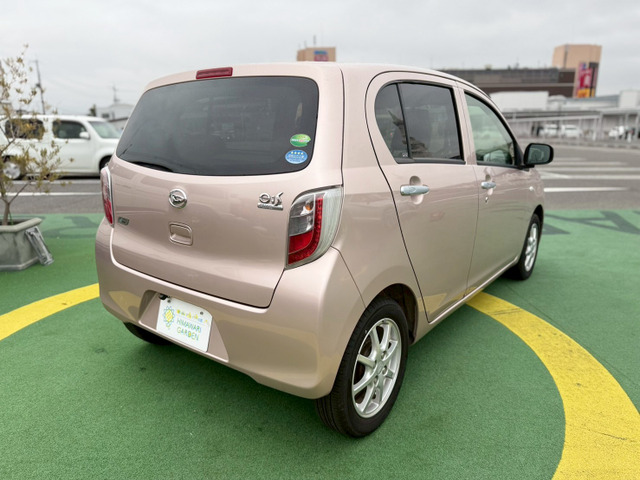 ミライースX メモリアルエディション