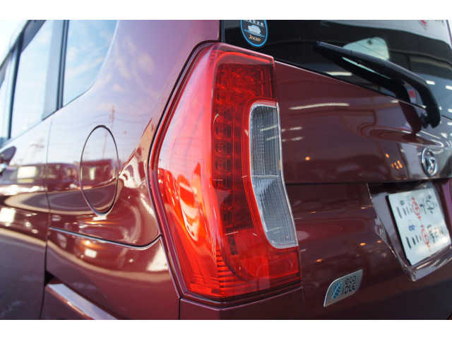 程度が悪い車が安いのは当たり前です。当店はコストを安く!薄利多売価格設定お客様が良い車両をお買い求め安くだけをこだわってます。少し年式古くても程度の良い車は沢山あります。