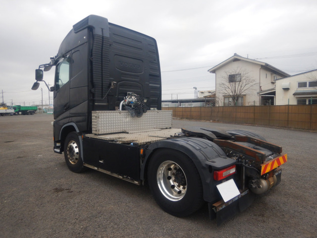 ボルボトラックトレーラーヘッド