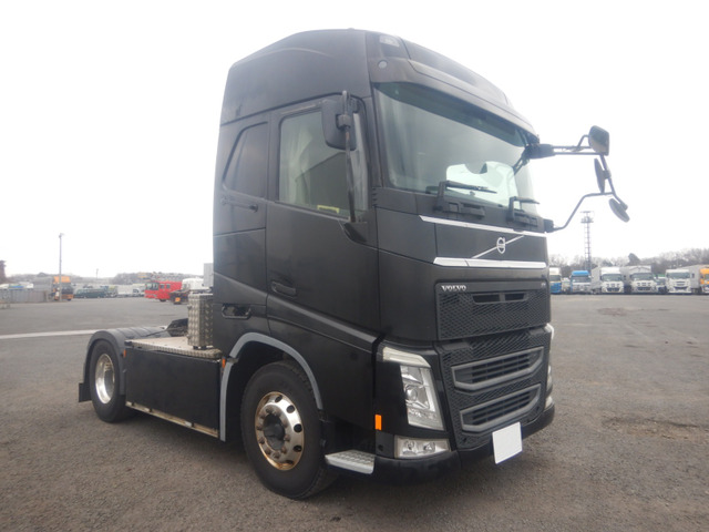 ボルボトラックトレーラーヘッド