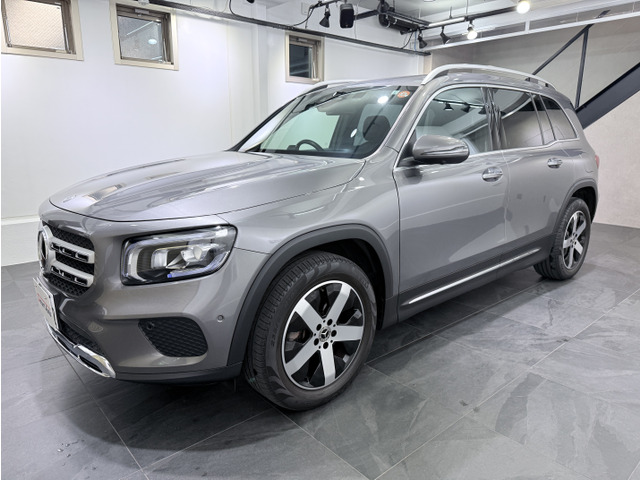 �x�[�V�b�N�Ȏd�l�ƂȂ�܂����A���O���Ƃ��ɗ������������͋C��GLB�ł��B�h�肳�����܂�D�܂Ȃ����[�U�[�l��A��i�ȃX�^�C�������D�݂̃��[�U�[�l�ɂ͑�σI�X�X���̃��f���ƂȂ�܂��B