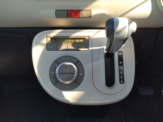 �G�A�R������p�l���y�уV�t�g���o�[����