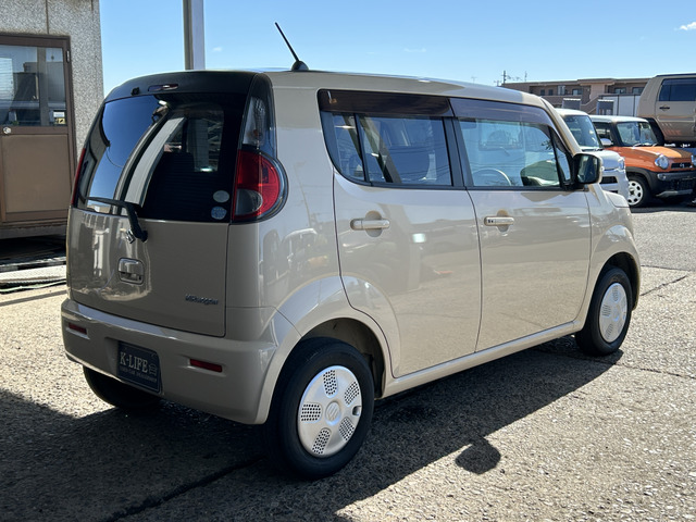 �y�x�����z���i�X�z���Ԃ������������܂��āA���ɗL�������܂��B�݌Ɏԗ��ɂȂ�܂��̂ŁA���񂲓s���̋X�������ɁA���ɗ��ĉ������B���X�\��������ƁA���ē����X���[�Y�ł��B