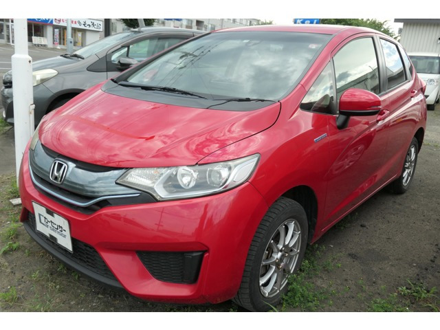 フィット（ホンダ）1.5 ハイブリッド Fパッケージ 4WD　エンジンスターター付 中古車画像