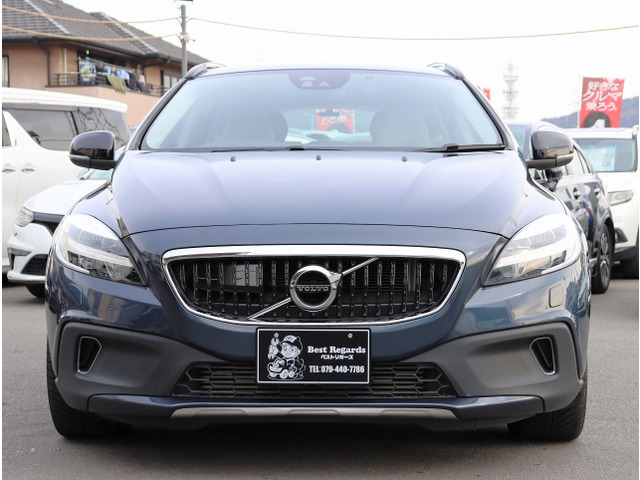 V40クロスカントリーD4 モメンタム ディーゼル