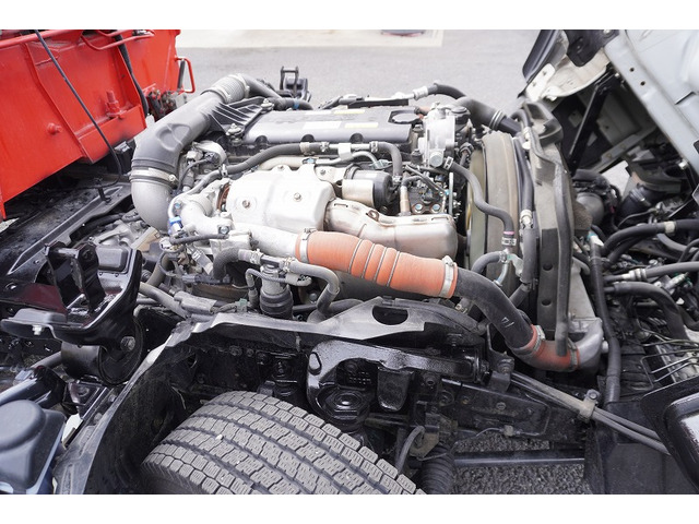 �L�x�ȃg���b�N�A���p�ԁA�n�C�G�[�X�Ȃǎ�舵���Ă���܂��B��xHP�������������Bhttp://www.vantruck.co.jp/