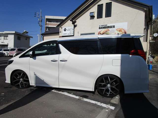 アルファード2.5 S Aパッケージ タイプ ブラック