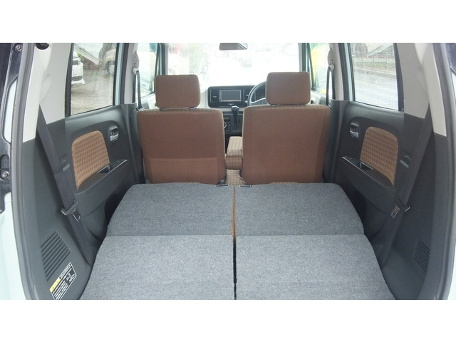 ���X�͏펞�A�����������I�Ԃ�25��ȏ����葵���Ă���܂��B�l�C�̃~�j�o���E�R���p�N�g�J�[�E�y�����Ԃ܂ŉ��ł����C����������!