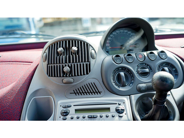 �o�b�e���[���� �o�b�e���[�v���X�P�[�u������ ���A�V���b�N���� �u���[�L�t���[�h���� �^�C������