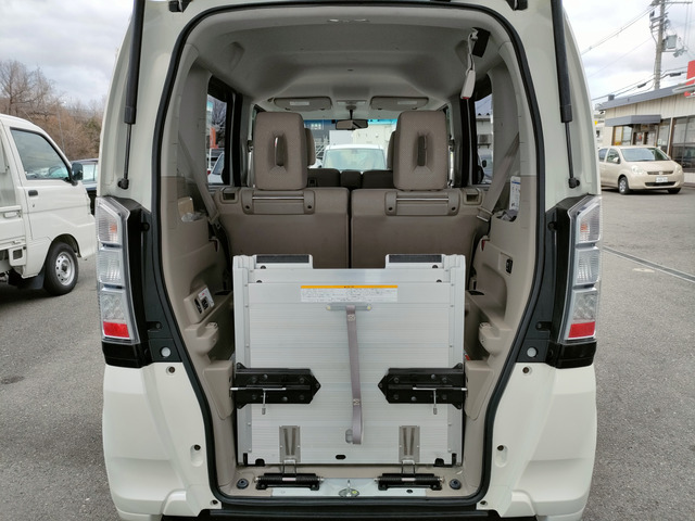 �yFacebook�z �t�F�C�X�u�b�N�ɂčŐe���ɏ󋵂�G�[�X�I�[�g�̂䂩���Ȓ��Ԃ����̊��􂪂������������܂��Bhttp://www.facebook.com/aceautoG.A