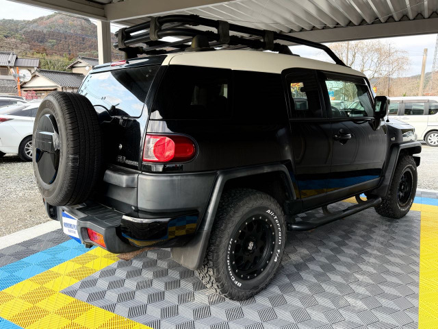 【総合力】全車ガラスコーティング施工済。代表・武田が磨き上げた「輝き」が自慢です。