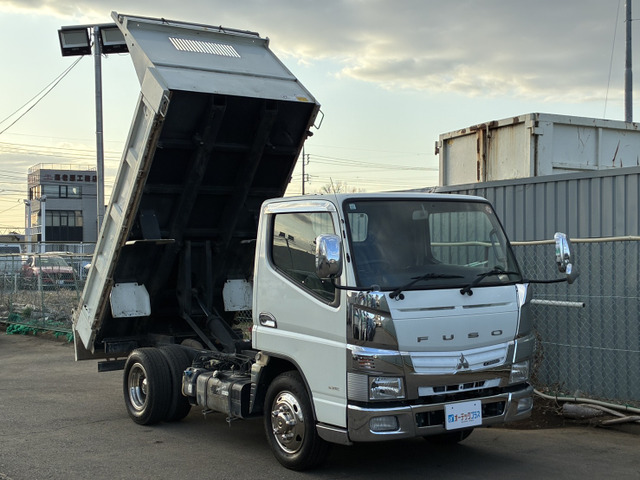 キャンターダンプ