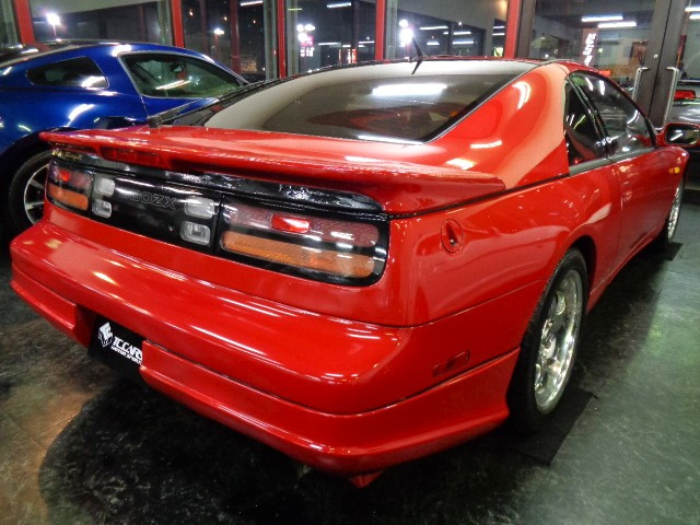 VG30DETT�^V6�c�C���^�[�{�G���W��&5MT�~�b�V����&HKS�}�t���[&TEIN�ԍ���&HKS�u���[�I�tV&�Ό��L�����p�[&�ǉ����[�^�[���^�C�~���O�x���g�����ςݎԂł�