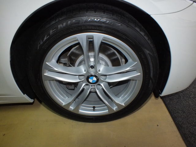 �t�����g�E�z�C�[���ɃK�����͗L��܂���A���Y���[�J�[�ɂă^�C����4�{�����v���܂��B