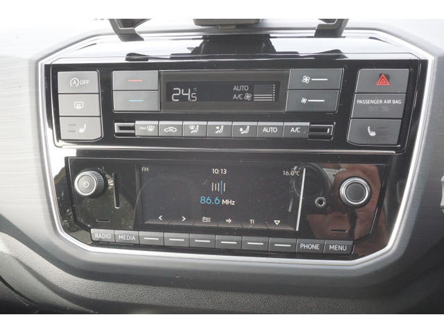 �����I�[�f�B�I�ƃG�A�R���ł��B������񒲎q�͂����ł���B