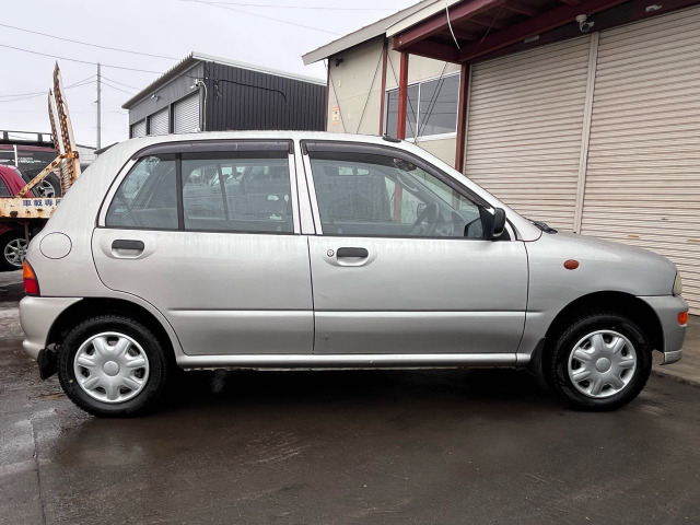 ヴィヴィオM300 エクストラ 4WD