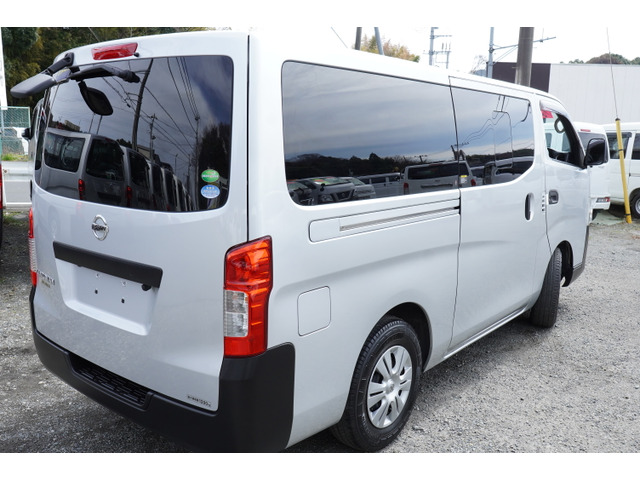 NV350キャラバン2.0 DX ロング