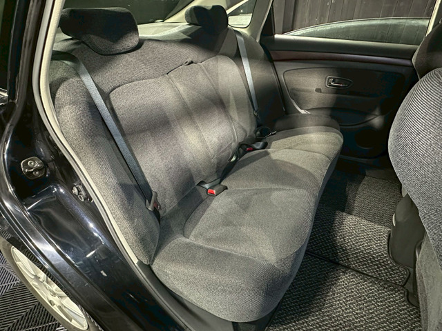 �y�Z�J���h�V�[�g�z �Z�J���h�V�[�g�͑�l��l������Ă��\���ȃX�y�[�X���m�ۂ���Ă���܂��B