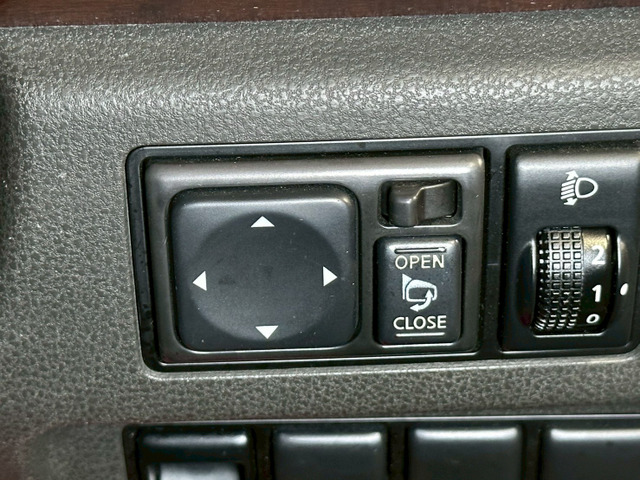 �y�d���i�[�~���[�z