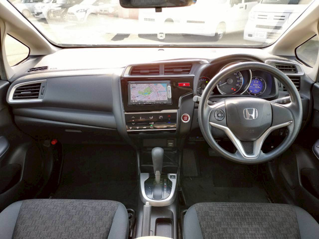 フィット1.3 13G Fパッケージ