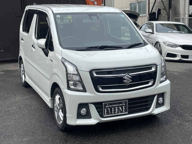 �K���X�R�[�e�B���O���{�H�\�ł��B��p��20.000�~���珳���Ă���܂��B���Ԏ�ɂ�艿�i���ς��ꍇ���������܂��B���̑��I�v�V��������葵���Ă���܂��̂ŁA���k�S���ɂ��\���t�����������B