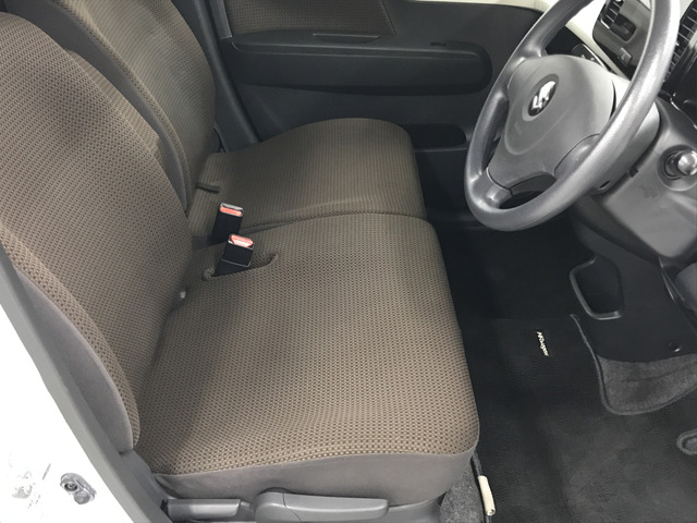 �y�W���ԗ��ɂ��āz �ቿ�i���������邽�߁A���ׂȏ��Ȃǂ͏C�������ɓW�����Ă���ꍇ���������܂��B�ł��邾�������������Ē����悤�ɂ��Ă���܂����A���s���ȕ��̓X�^�b�t�܂ł��q�˂��������B