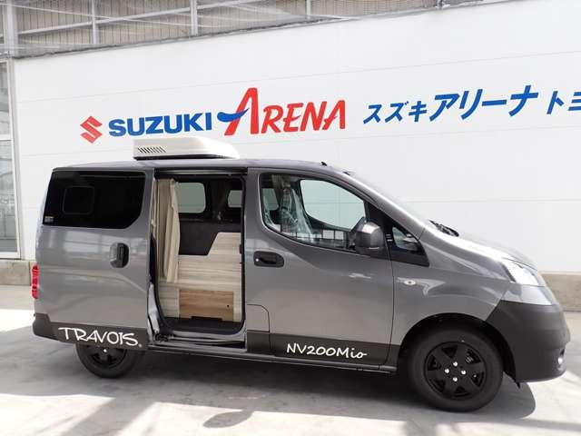 �����S�҂⏗���ł��C�y�Ƀh���C�u�ł���S��4400mm&times;�S��1695mm&times;�S��1855mm�̃R���p�N�g�T�C�Y�ŁA�ŏ���]���a��5.2m�B��