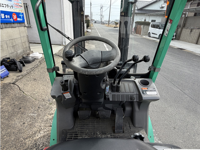 三菱ロジスネクストエンジンフォークリフト