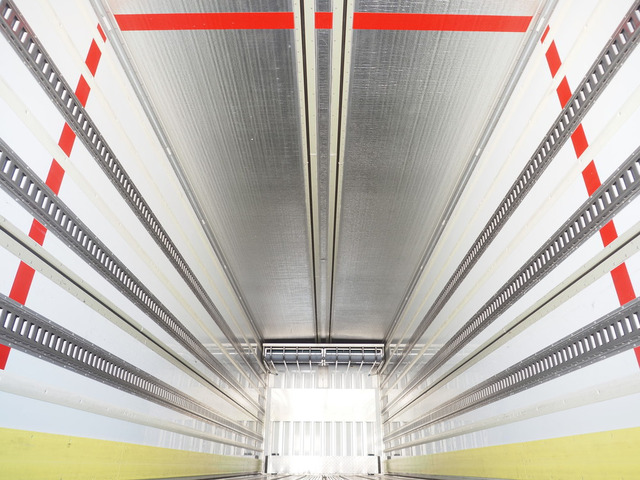 スーパーグレート冷凍車