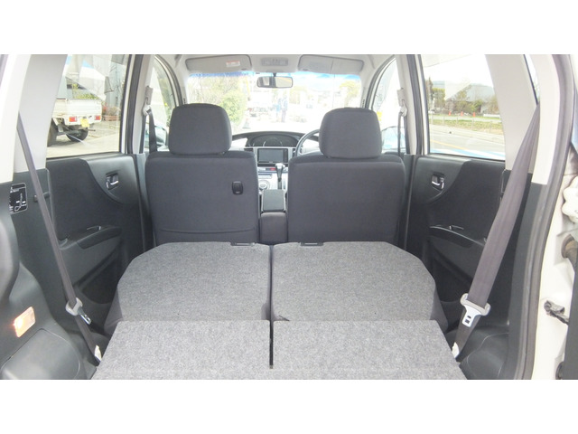 ���X�͏펞�A�����������I�Ԃ�25��ȏ����葵���Ă���܂��B�l�C�̃~�j�o���E�R���p�N�g�J�[�E�y�����Ԃ܂ŉ��ł����C����������!